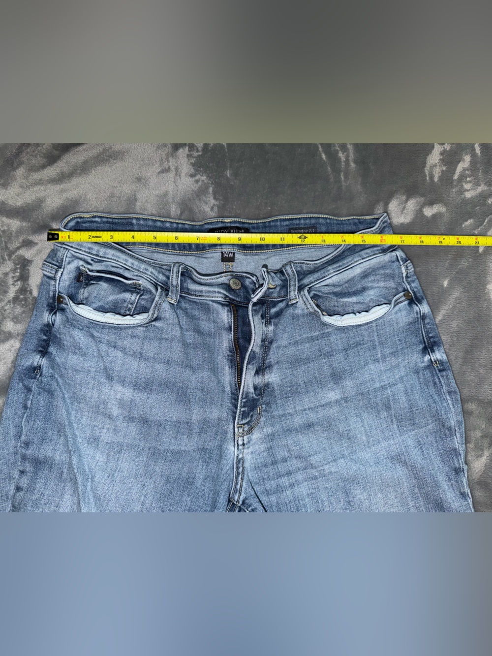 Judy Blue Jeans Boyfriend Fit - Picture 3 of 6